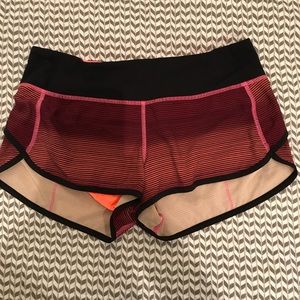 Lulu lemon speed shorts 🏃🏼‍♀️ size 6